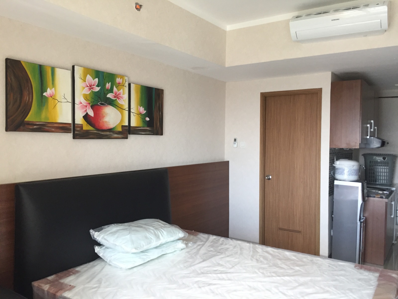 Disewakan Fully Furnished Apartemen Oasis Tipe Studio di Lippo Cikarang